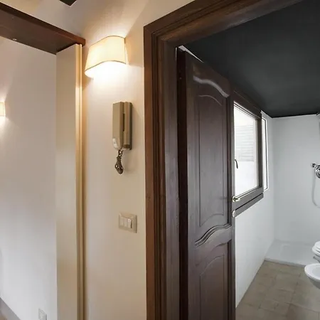Laurina F2 Locappart - Roof Terrace Apartment Rome